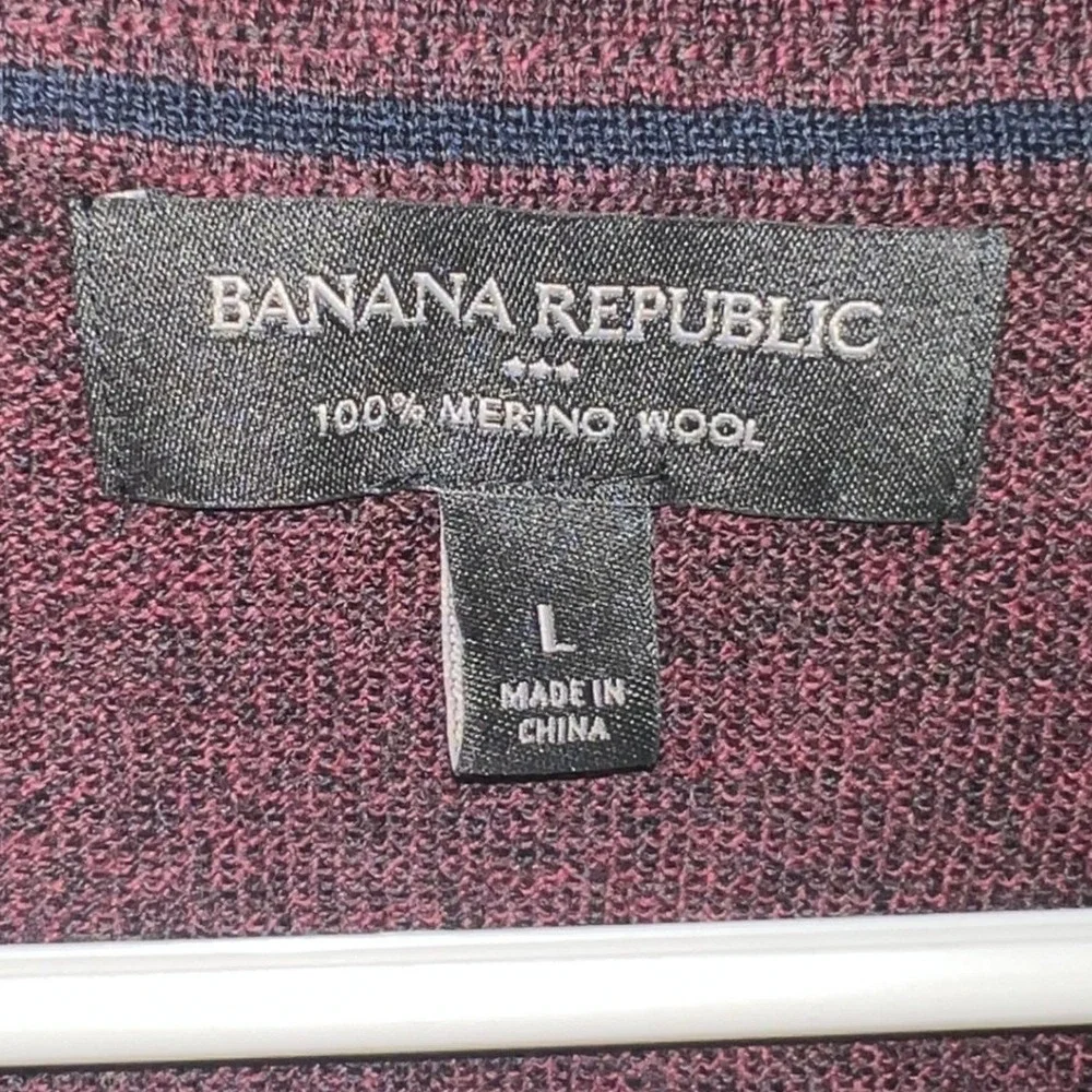 Banana Republic Men's 100% Merino Wool V-Neck Sweater Burgundy Maroon Large